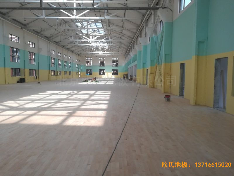 鄭州中原區酷康籃球館運動木地板安裝案例