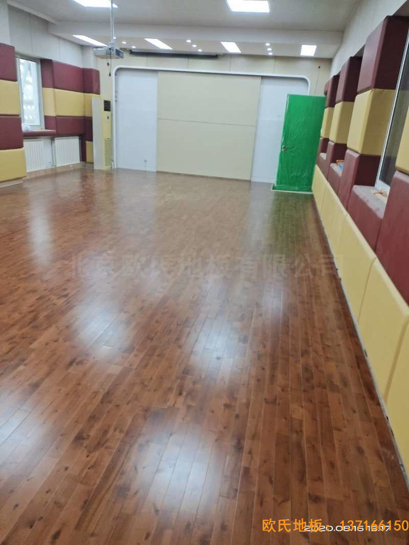 北京中國礦業(yè)大學(xué)附屬中學(xué)運(yùn)動地板鋪設(shè)案例