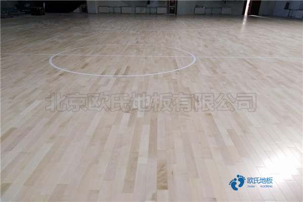 優惠的籃球體育地板的性能