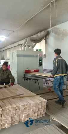 學校籃球場館木地板參數要求2