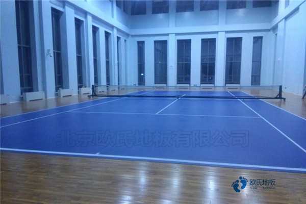 國產(chǎn)體育運動地板施工團隊2
