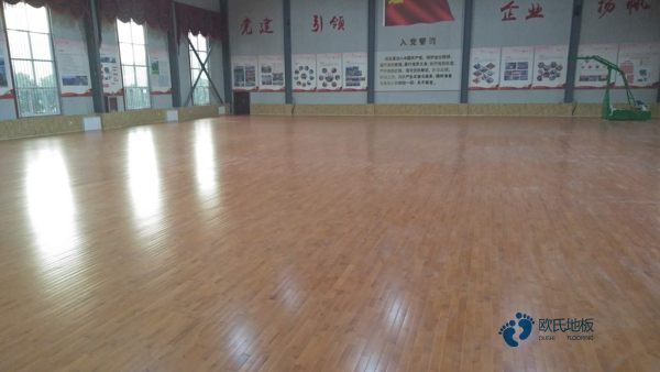 定制運(yùn)動(dòng)型木地板品牌有哪些1